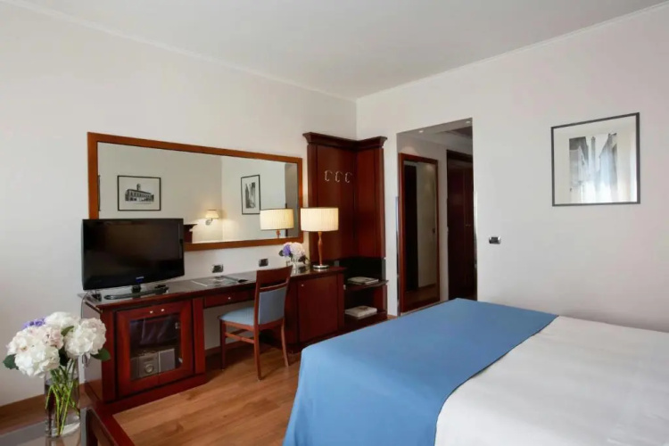 Starhotels Excelsior photo 9