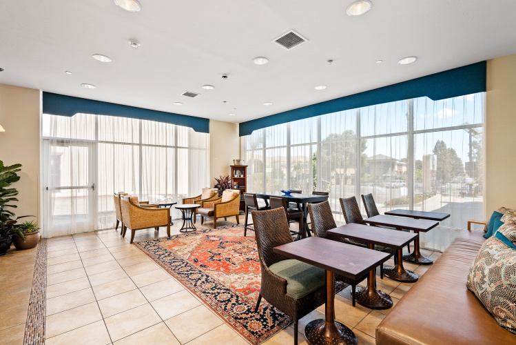 Best Western Plus Royal Oak Hotel photo 30