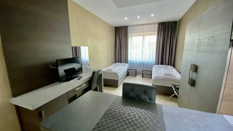 Grand with Kitchen Twin room