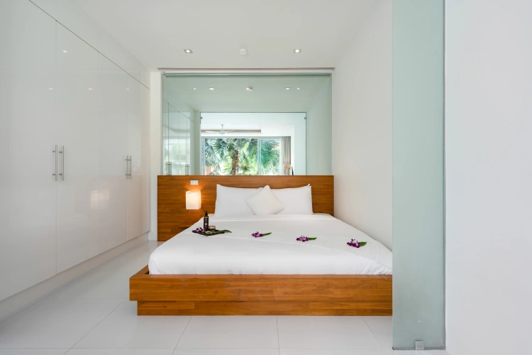 1 Bedroom Garden Pool Access Double Suite