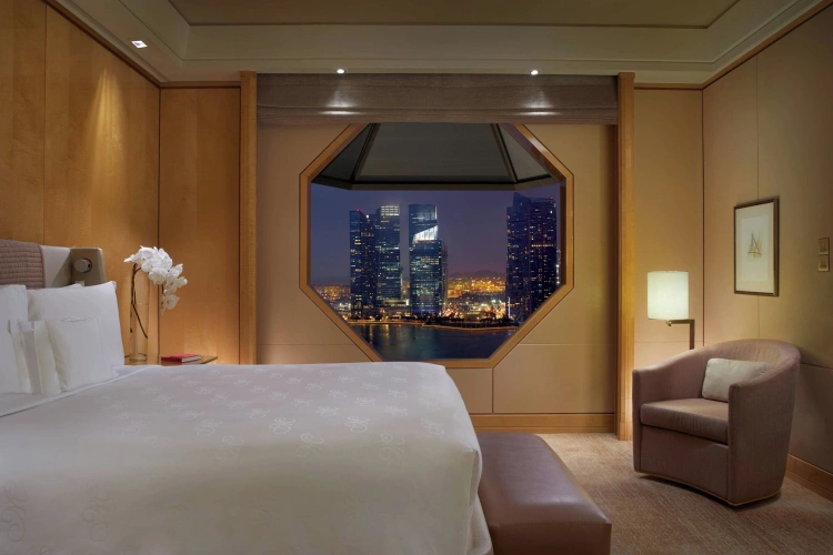 Premier Double Club Suite with Marina Bay view