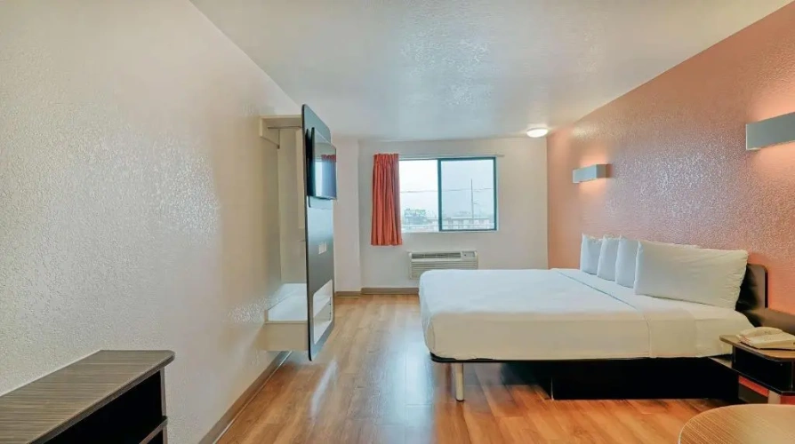 Deluxe Double Suite