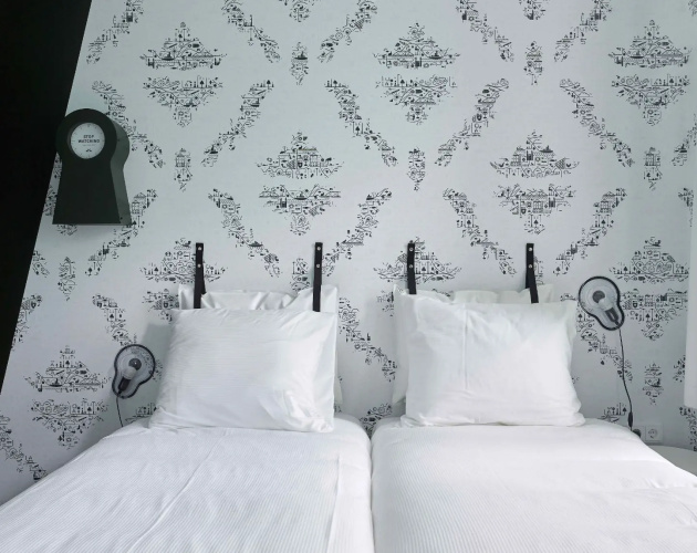 Large Urban Twin room