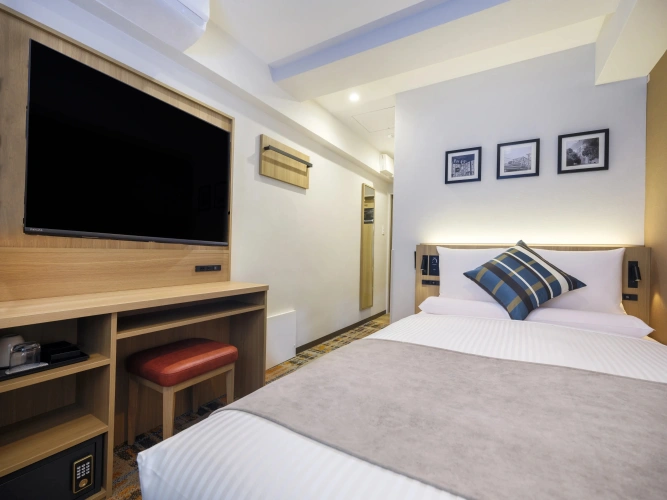 Standard Semi-Double room