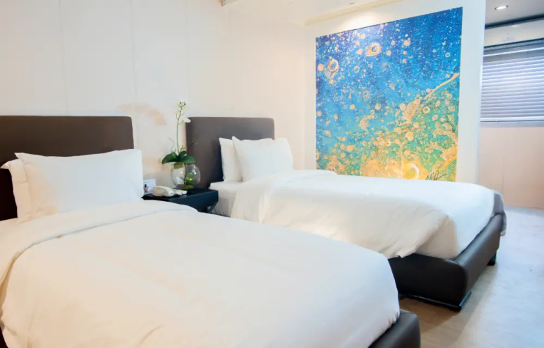 Superior Twin room