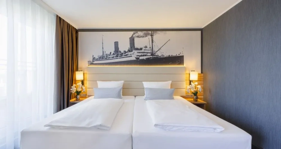 Comfort Twin room with view