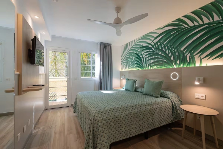 1 Bedroom Bungalow Plus