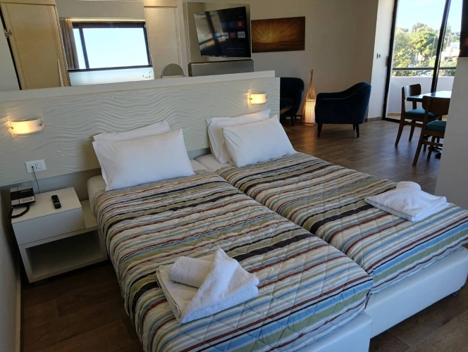 Executive Twin Suite with sea view