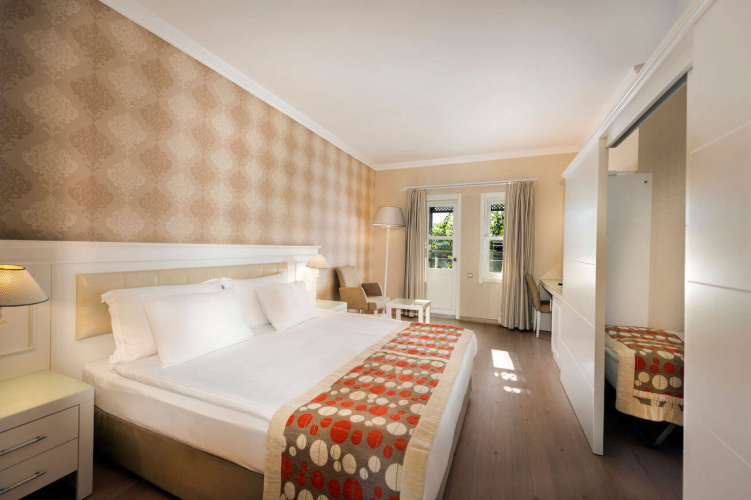 Large room