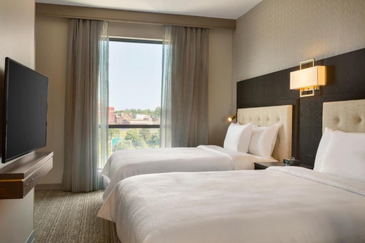 2 Bedrooms Deluxe Quadruple Suite