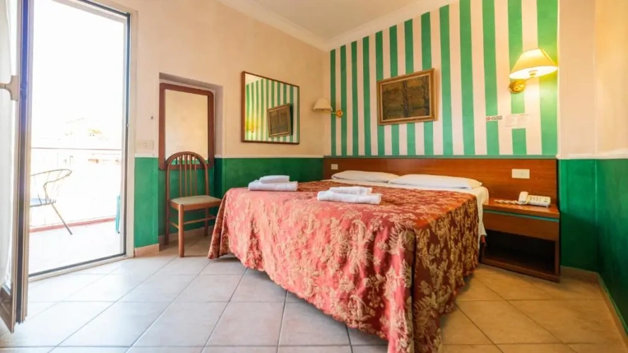 Deluxe Twin room with balcony