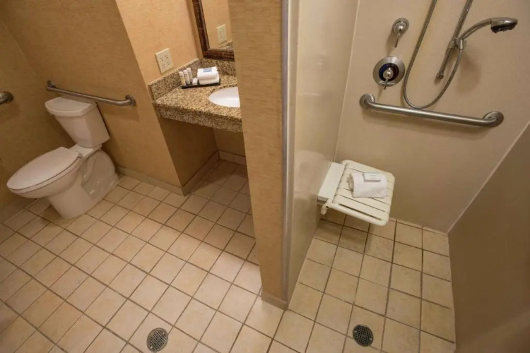 Embassy Suites by Hilton Charlotte Concord Golf Resort & Spa photo 24