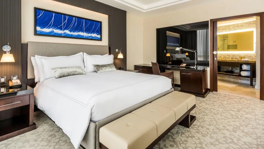 Double Suite