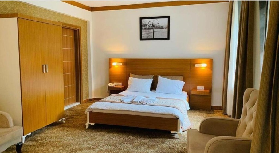 Double Suite