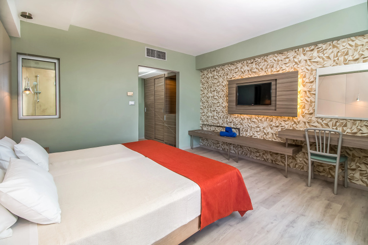 Pegasos Deluxe Beach Hotel photo 6