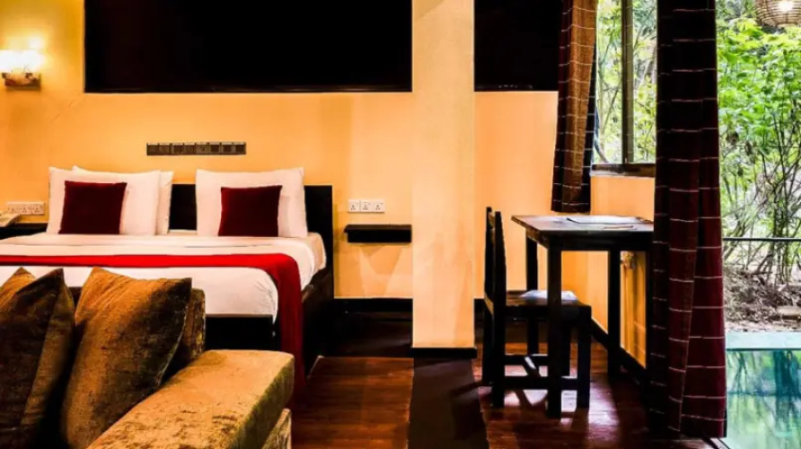 Romantic River Suite