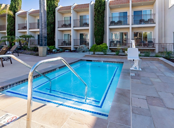 Best Western Plus Royal Oak Hotel photo 39