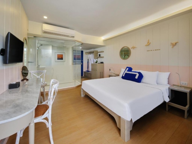 1 Bedroom Deluxe Sea View Double room