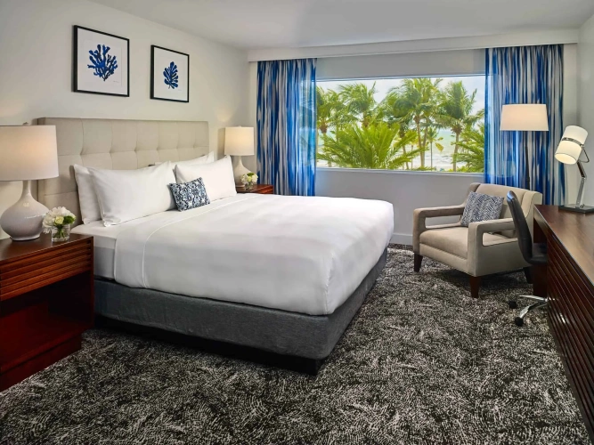Accessible Double Junior Suite with ocean view