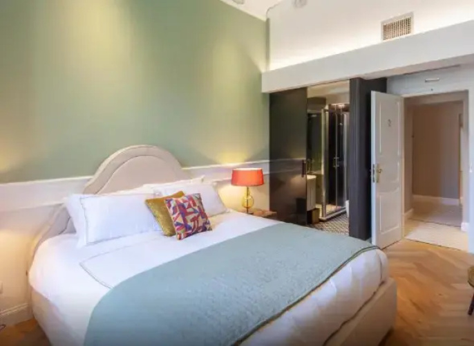 Deluxe Double room