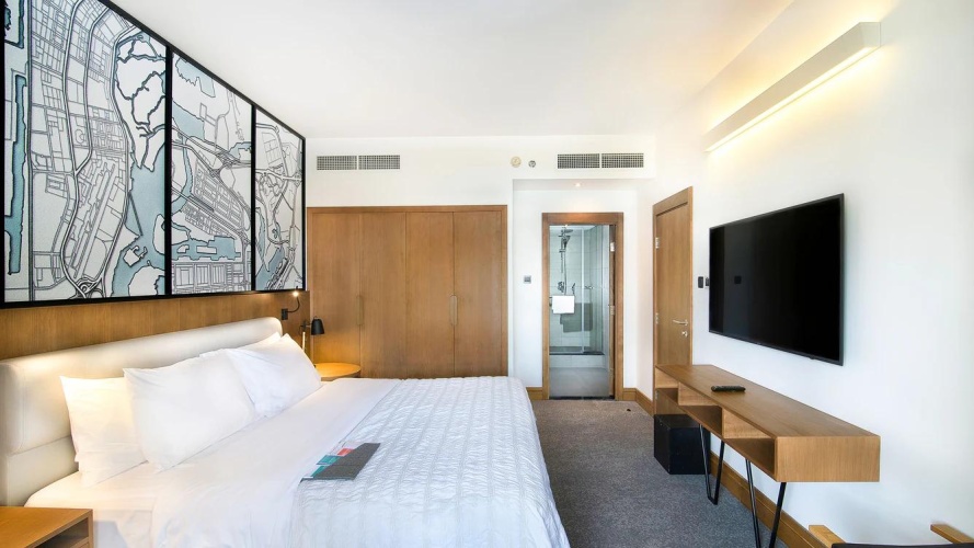 1 Bedroom Diplomatic Club Lounge Access Double Suite with balcony and with Resort view