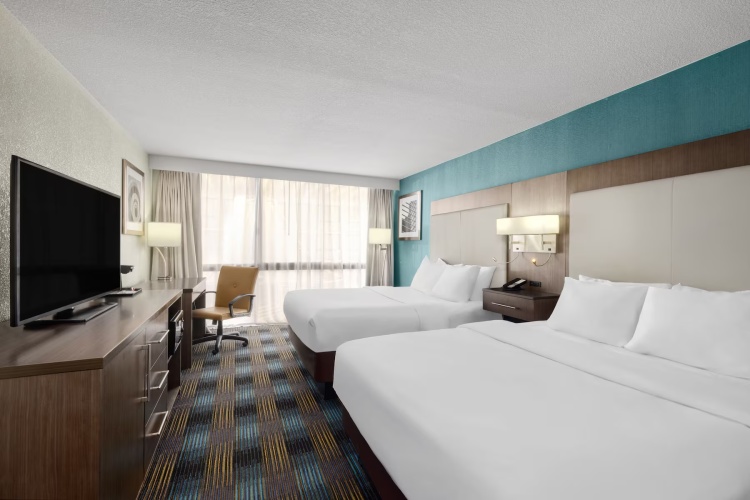 Quadruple room