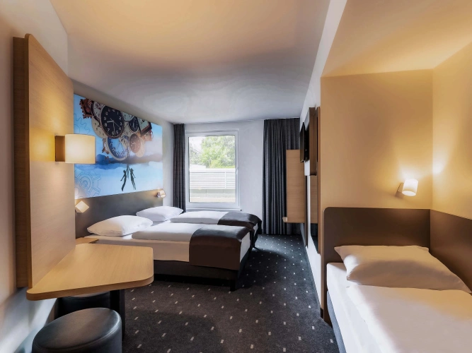 Triple room