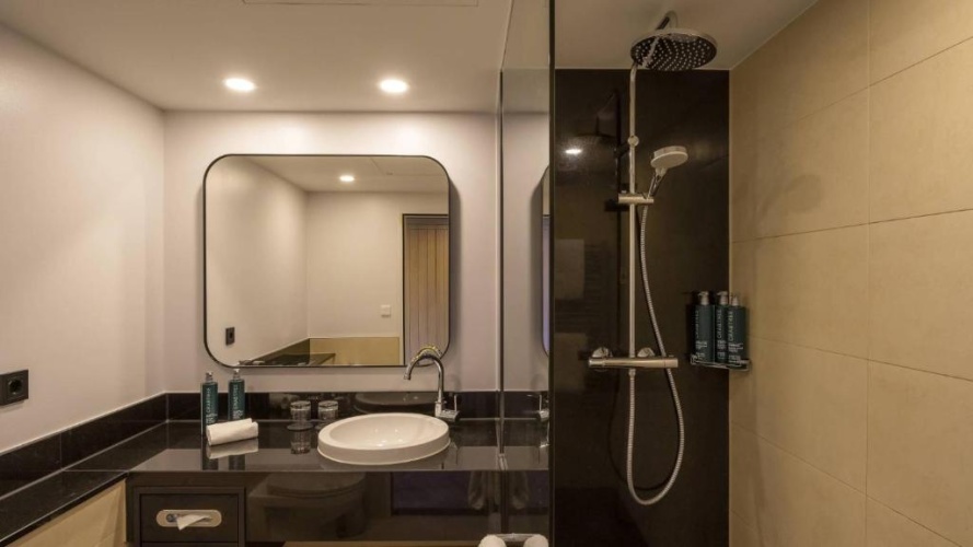 DoubleTree by Hilton Berlin Ku'damm photo 23