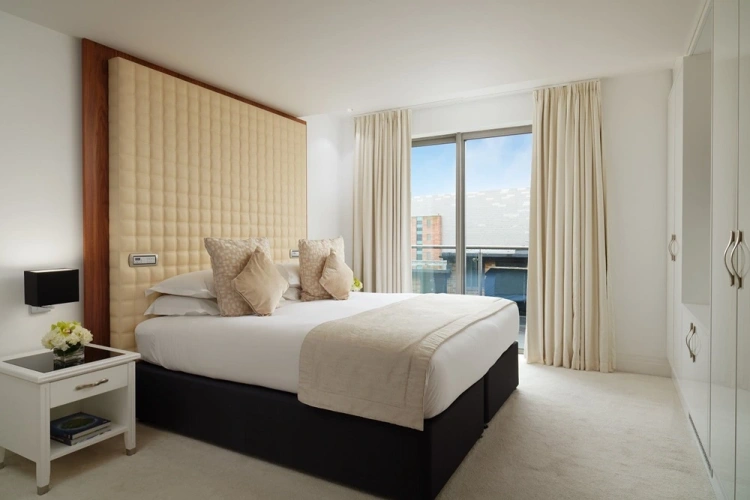 Lennon Double Suite