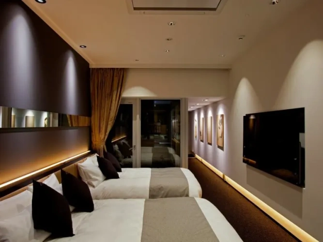 Twin Atelier Suite