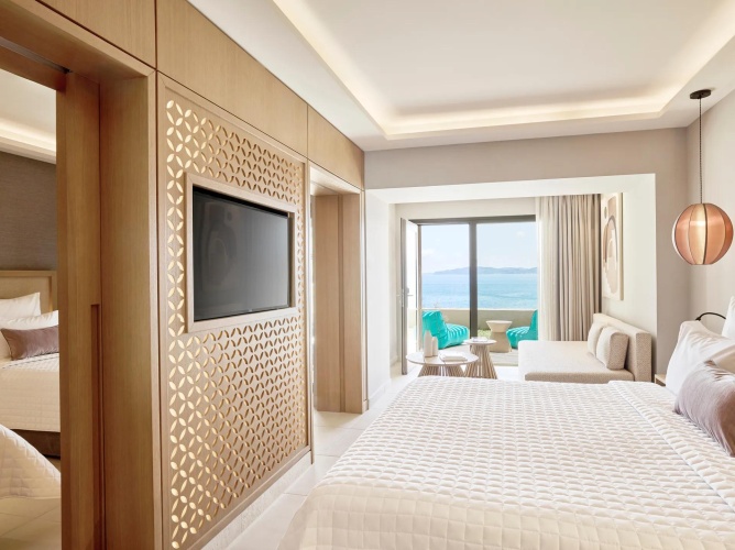 2 Bedrooms Bungalow Private Garden Suite with sea view