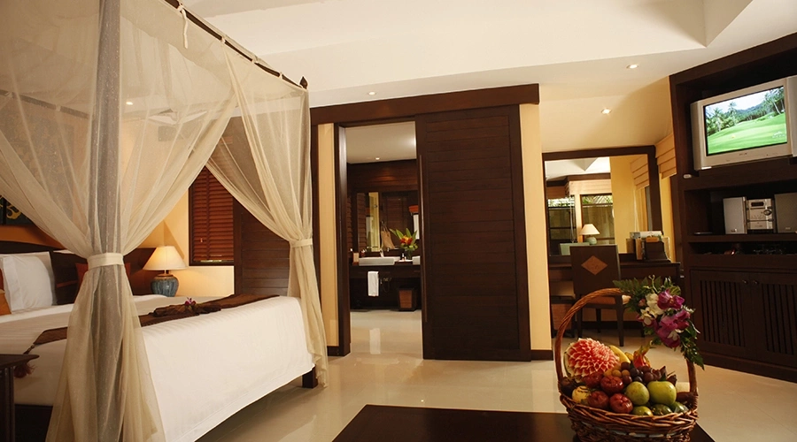 Plunge Garden Pool Villa