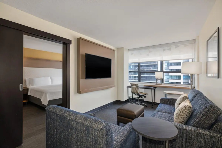 Holiday Inn Toronto Downtown Centre photo 13