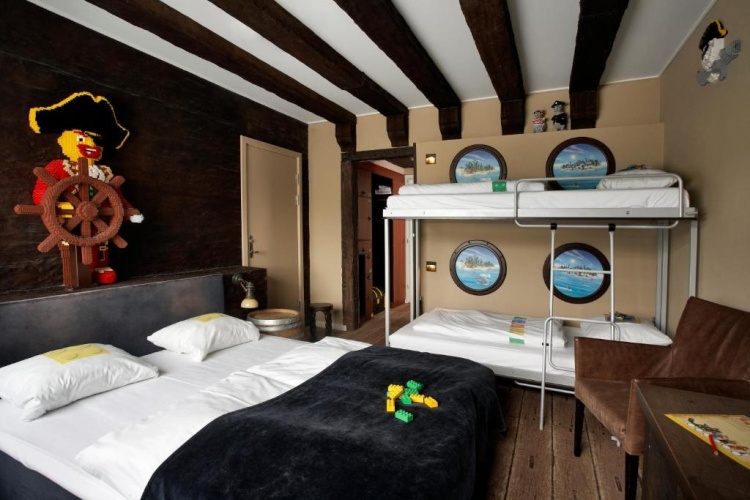 Pirate room