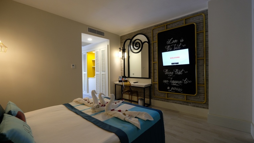 Double Suite