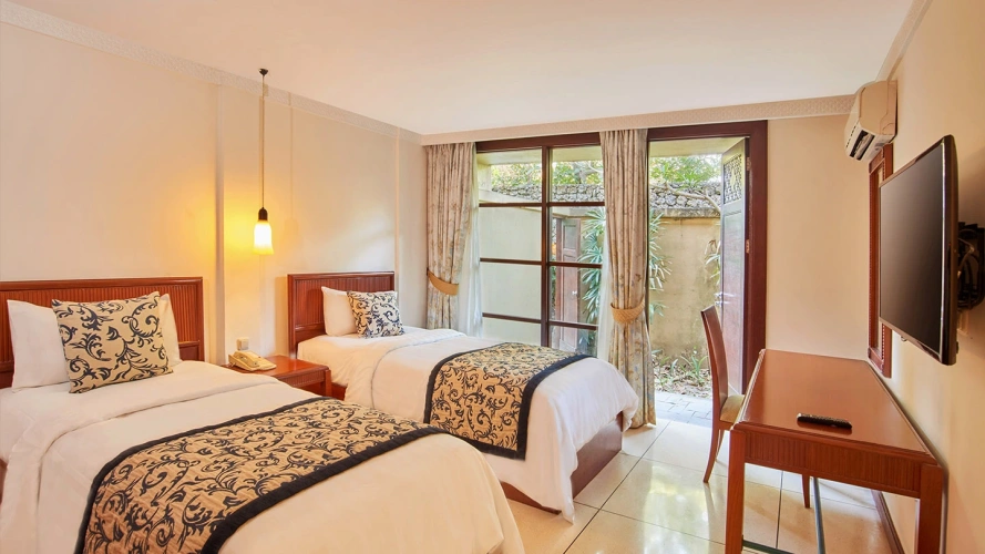 Embassy Quadruple Suite