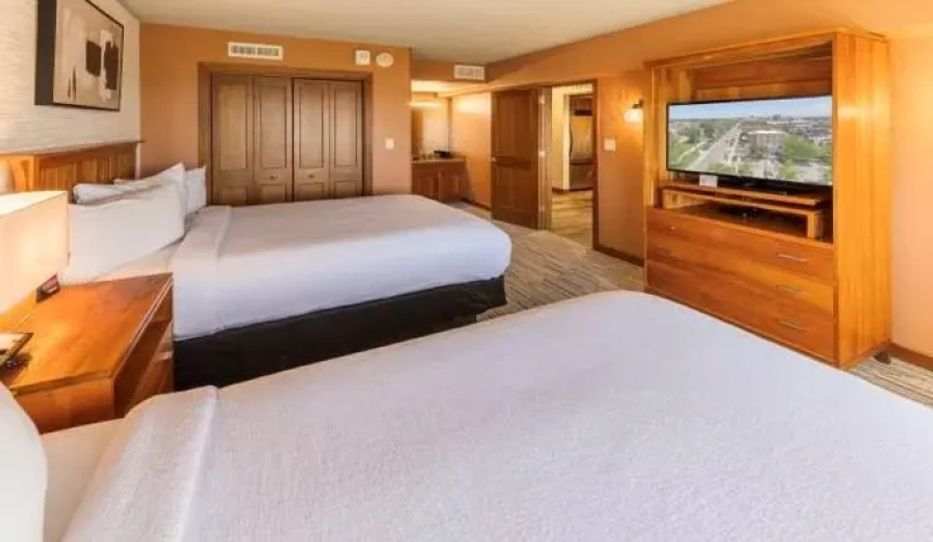 2 Bedrooms Suite