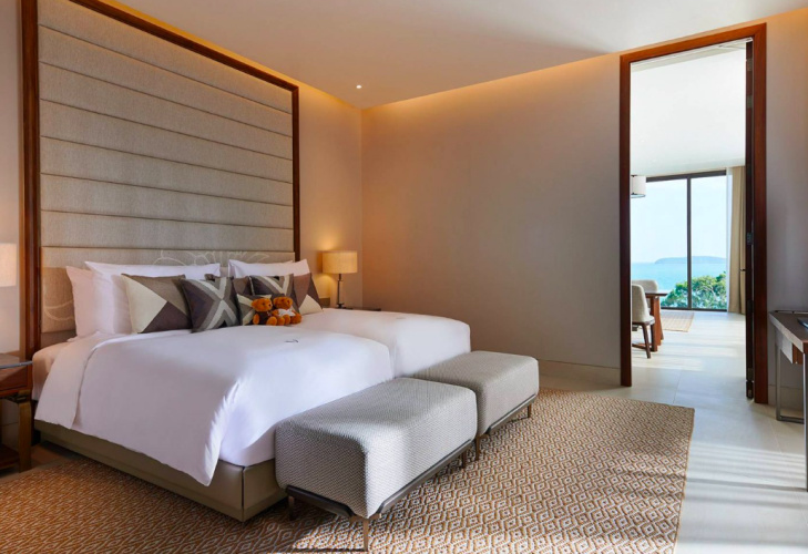 3 Bedrooms Sea View Sextuple Villa