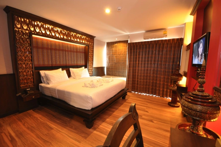 Deluxe Double room with partial sea view