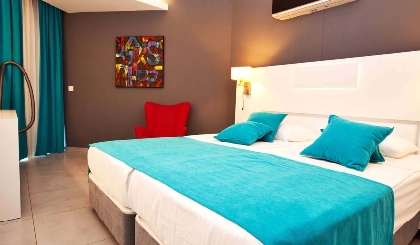1 Bedroom Apartment with balcony
