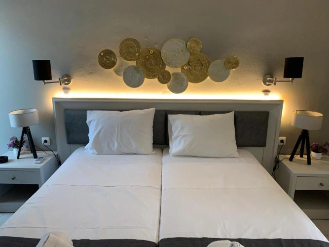 Deluxe Twin room with balcony
