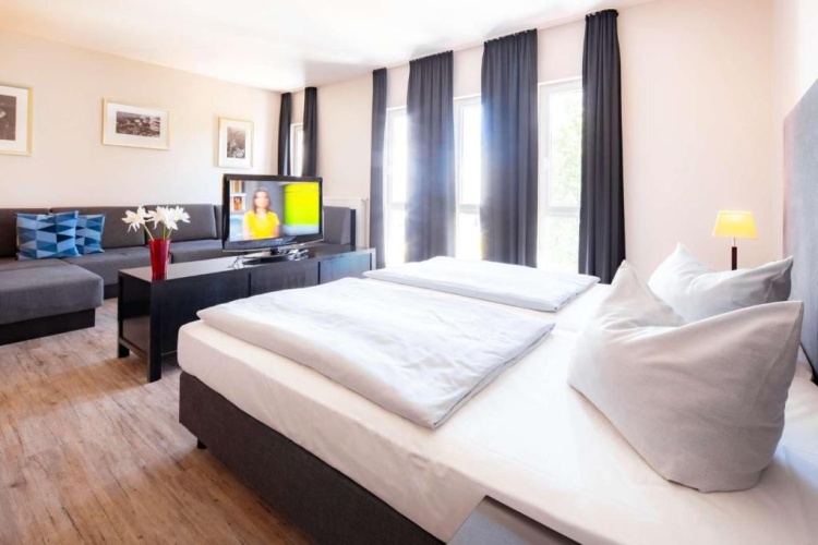 Double Suite