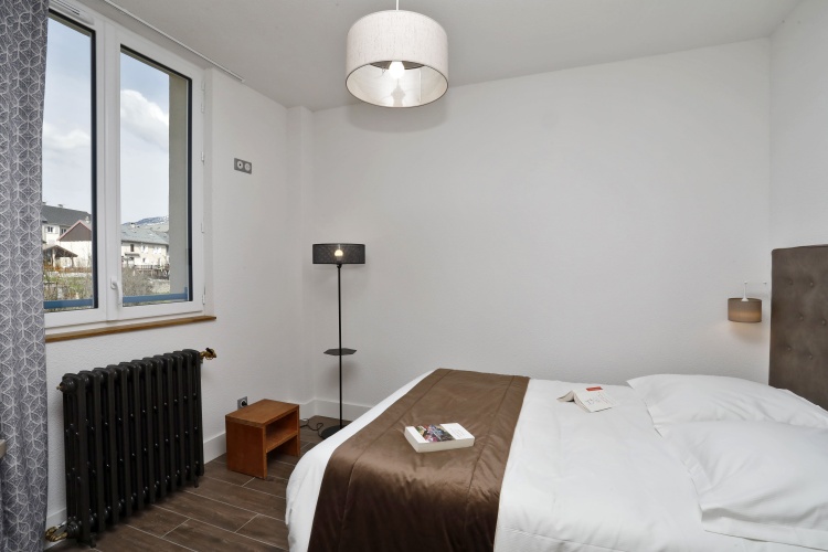 4 people T2 with garden and village view