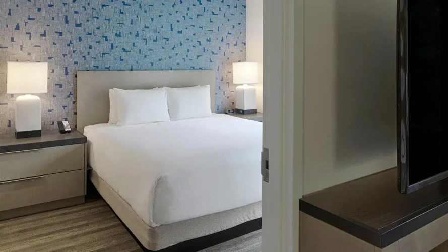 1 Bedroom Accessible Double Suite