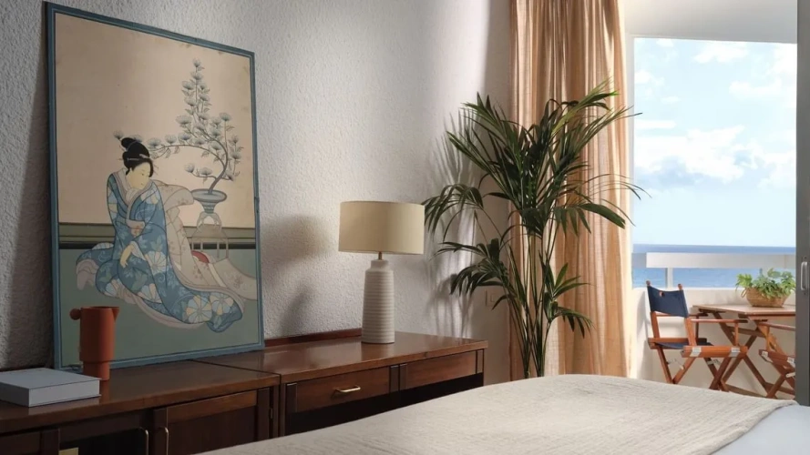 Suite with ocean view