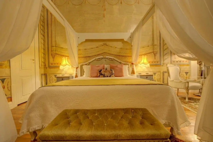 Royal Double Suite