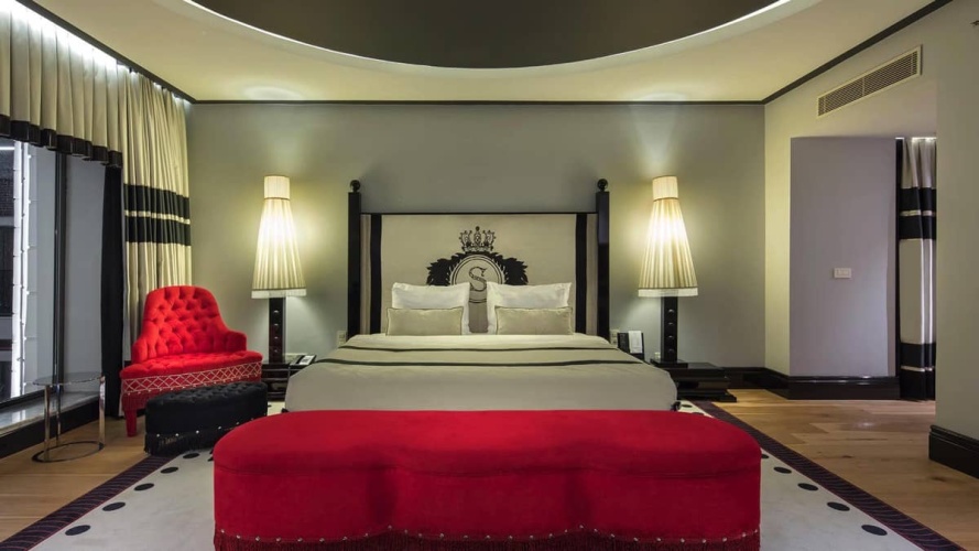 Premium Suite