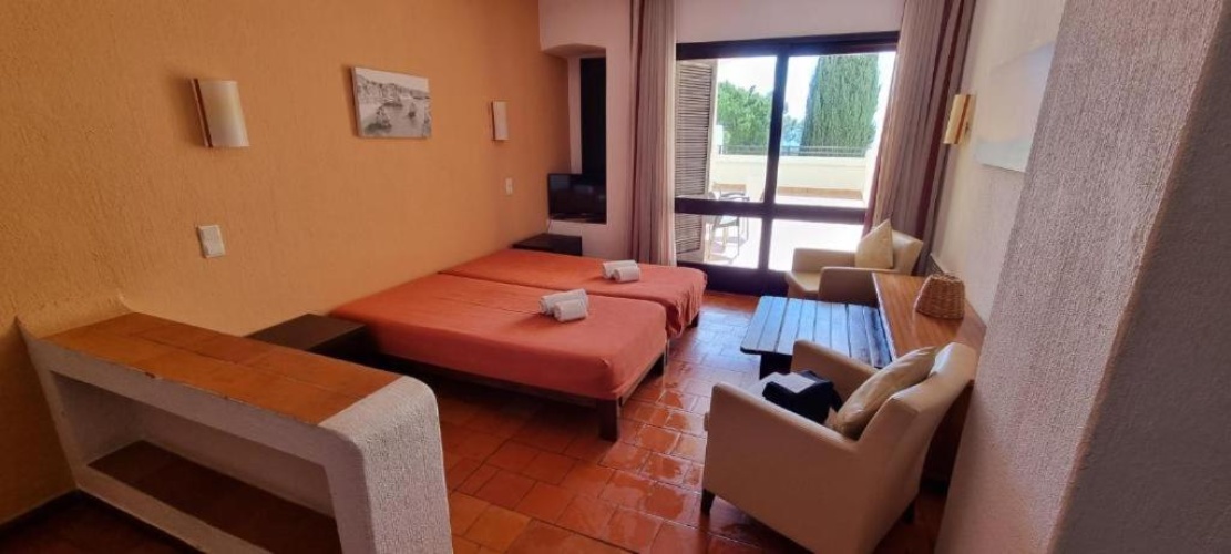 1 Bedroom Twin Apartment