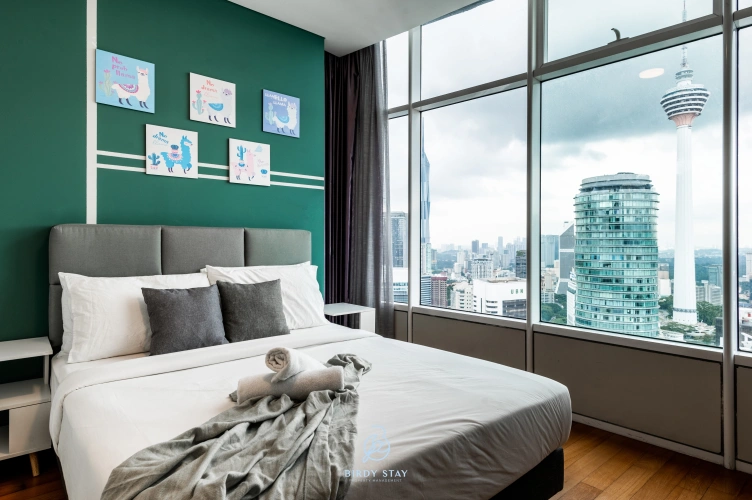 3 Bedrooms Apartment