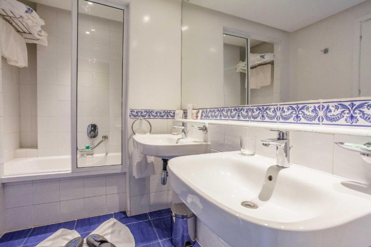 Standard Double room with balcony